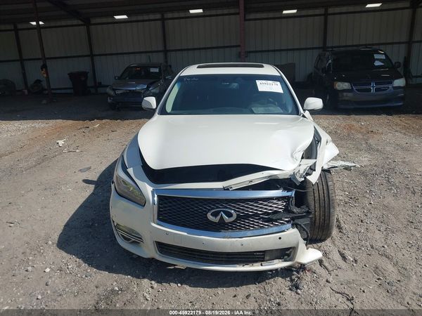 2016 INFINITI Q70L 3.7X