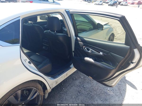 2016 INFINITI Q70L 3.7X