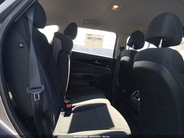 2017 KIA SORENTO 2.4L LX