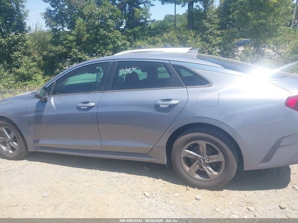 2021 KIA K5 LX — I117