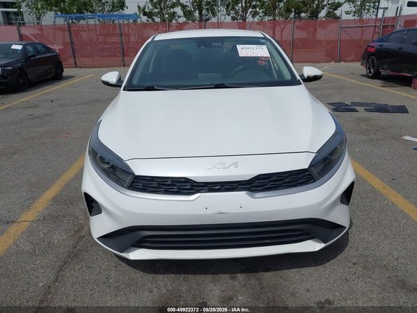 2023 KIA FORTE LXS