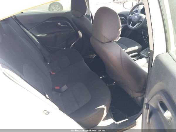 2016 KIA RIO LX