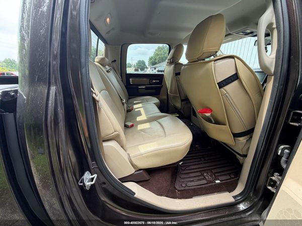 2016 RAM 1500 LARAMIE