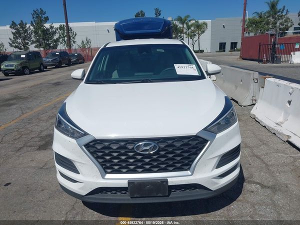 2020 HYUNDAI TUCSON SE