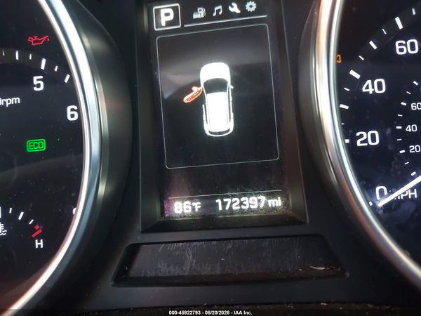 2017 HYUNDAI SANTA FE SE