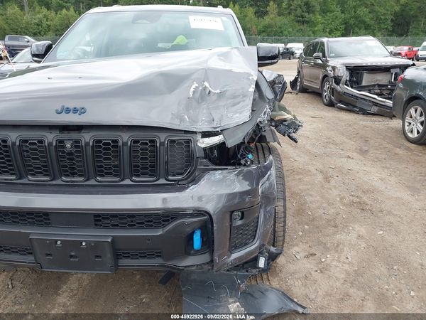 2023 JEEP GRAND CHEROKEE 4XE 30TH ANNIVERSARY — I152