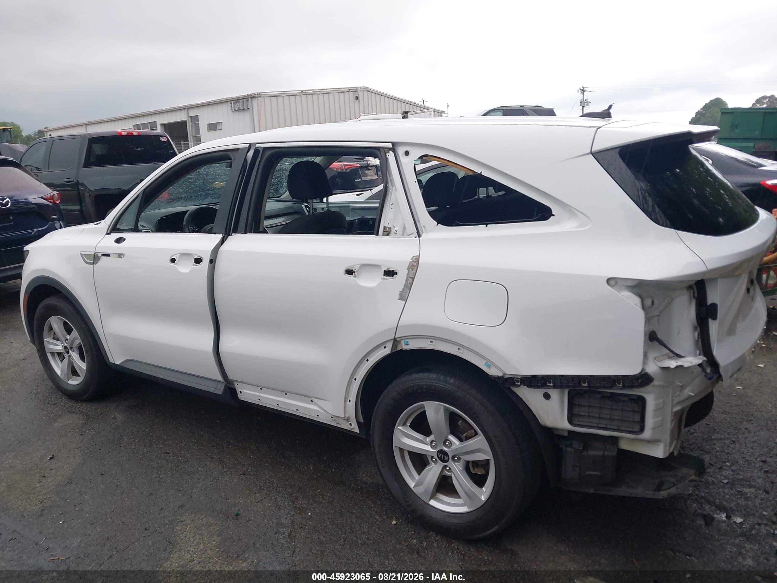2021 KIA SORENTO LX