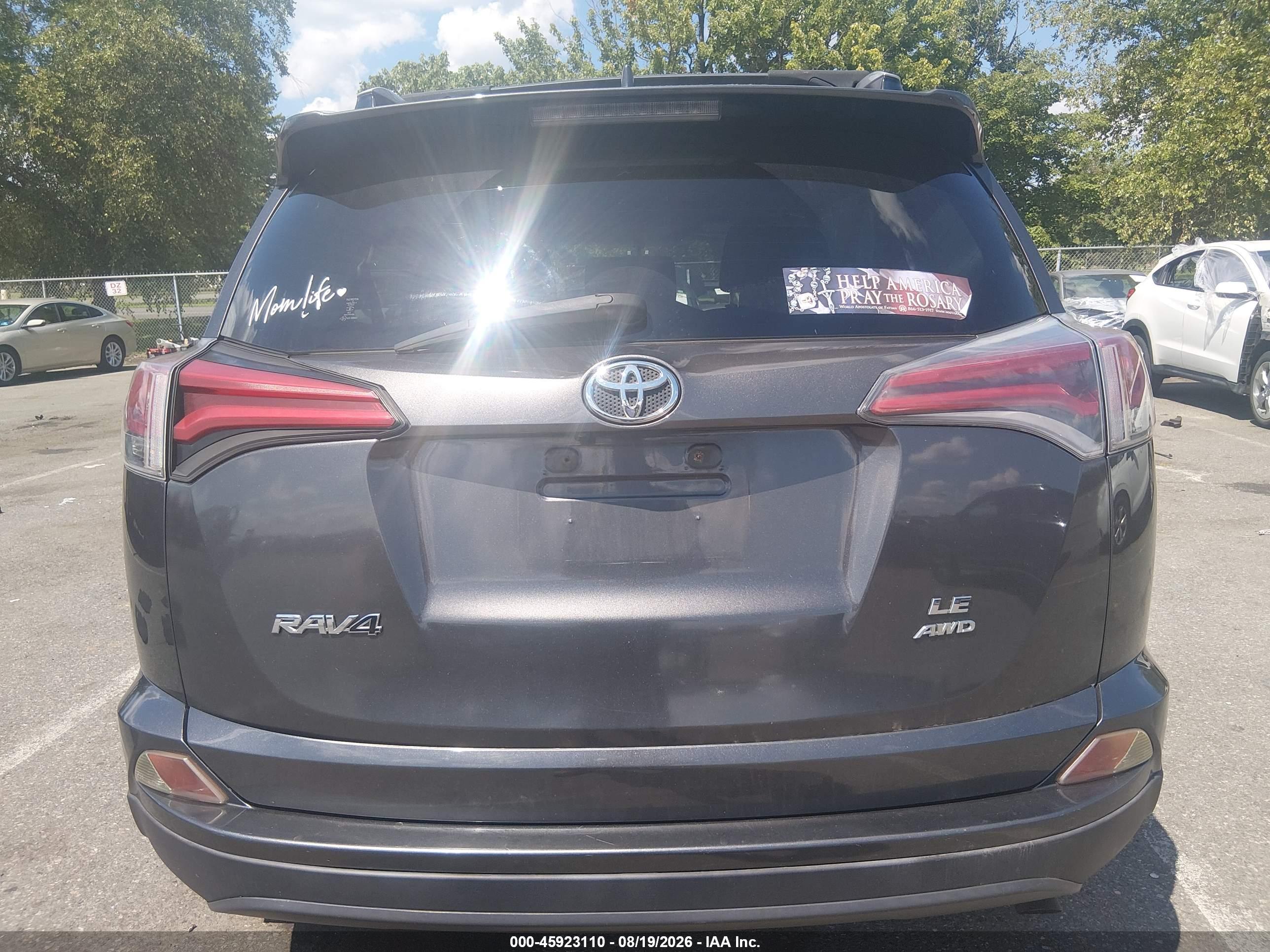 2016 TOYOTA RAV4 LE