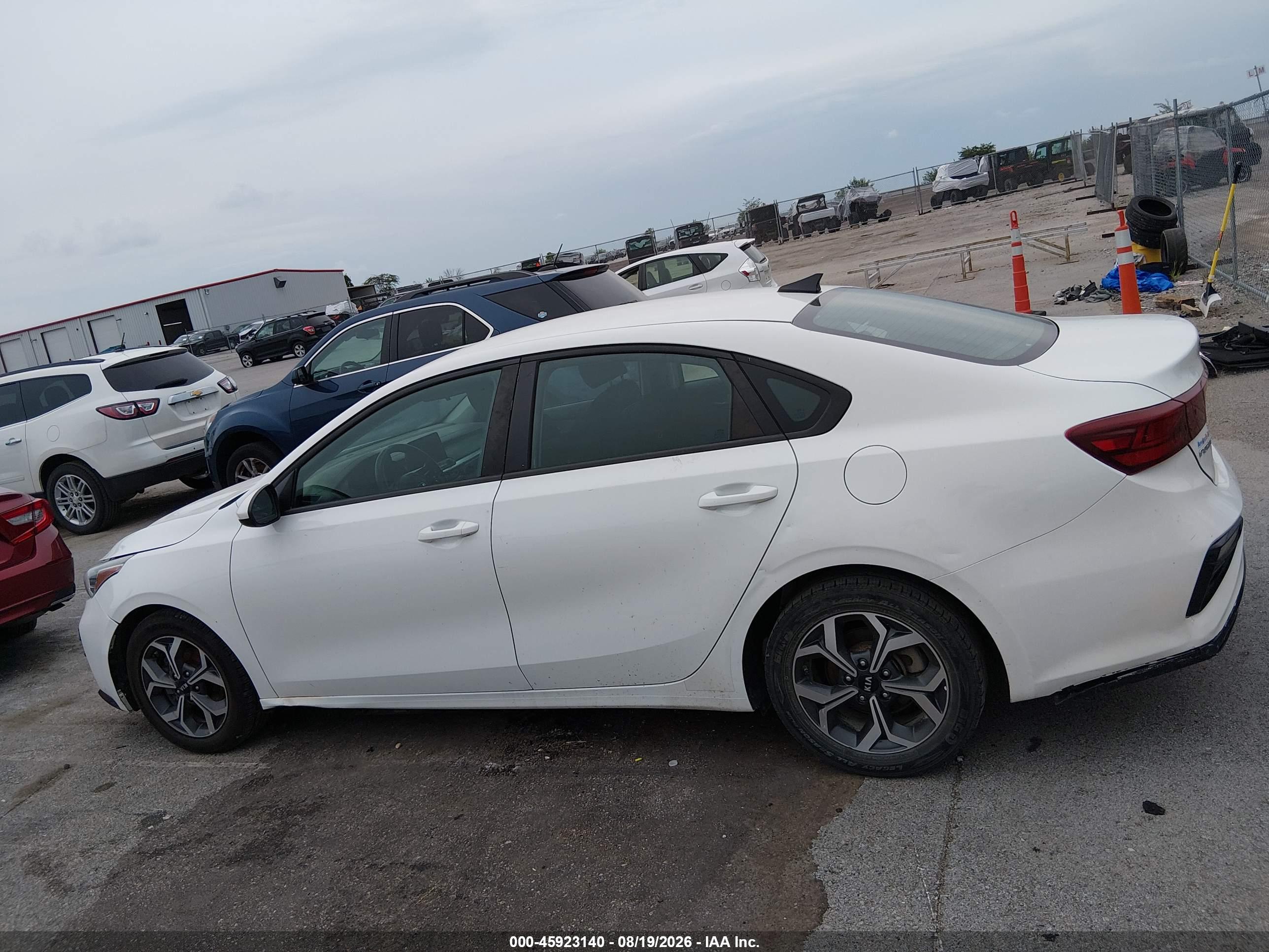 2021 KIA FORTE LXS