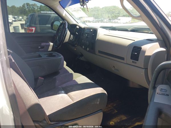 2013 CHEVROLET SILVERADO 1500 LS — I5
