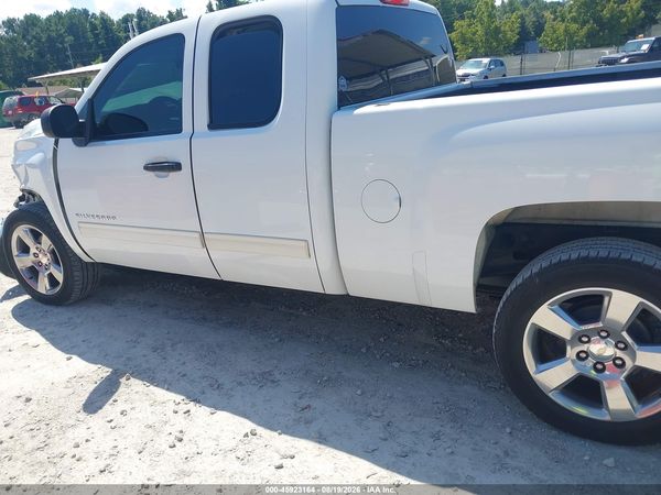 2013 CHEVROLET SILVERADO 1500 LS — I117
