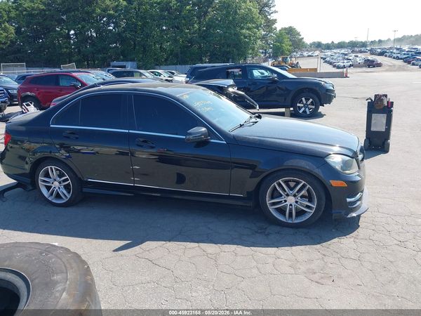 2013 MERCEDES-BENZ C 300 SPORT 4MATIC