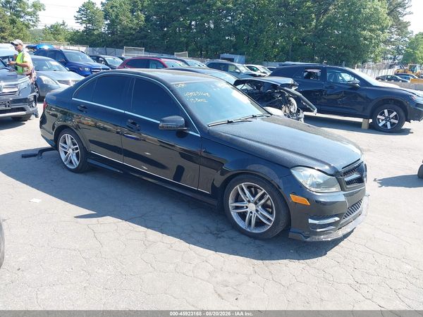 2013 MERCEDES-BENZ C 300 SPORT 4MATIC