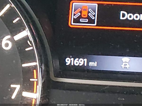 2019 NISSAN PATHFINDER S