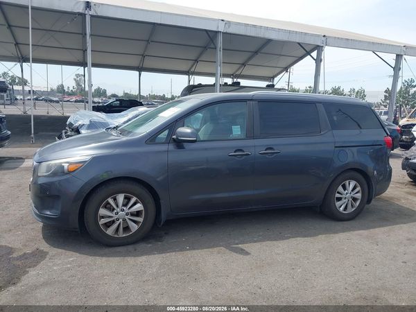 2017 KIA SEDONA LX — I117