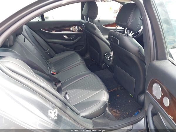 2019 MERCEDES-BENZ E 300 4MATIC — I8