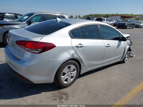 2017 KIA FORTE LX