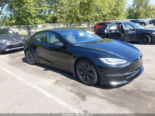 2022 TESLA MODEL S — I1