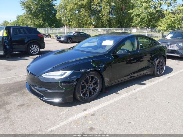 2022 TESLA MODEL S — I2