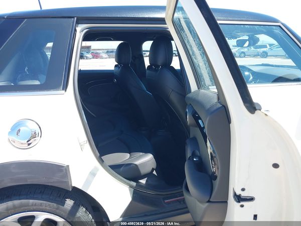 2017 MINI HARDTOP COOPER S — I8
