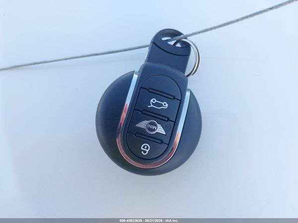 2017 MINI HARDTOP COOPER S — I11