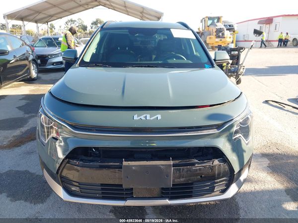 2023 KIA NIRO SX