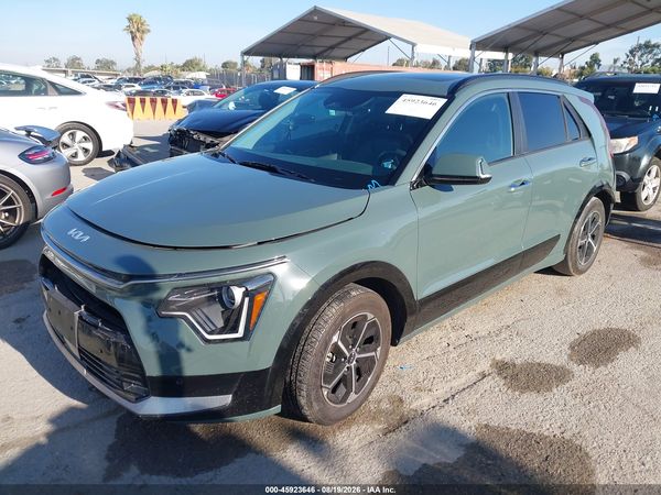 2023 KIA NIRO SX