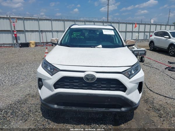 2019 TOYOTA RAV4 XLE