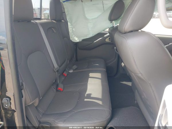 2019 NISSAN FRONTIER SL