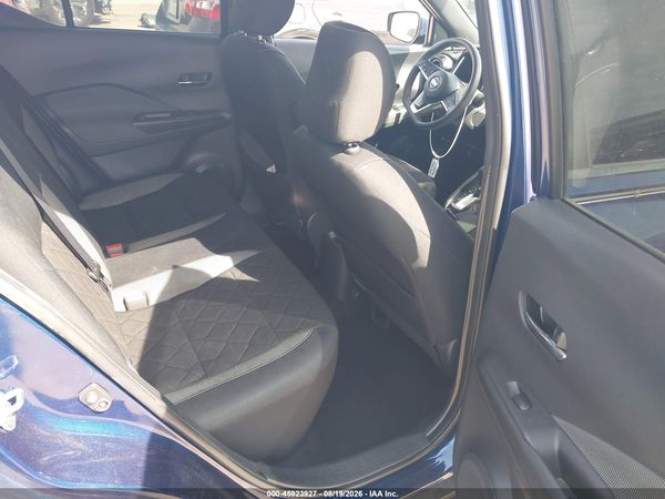 2019 NISSAN KICKS SV — I8