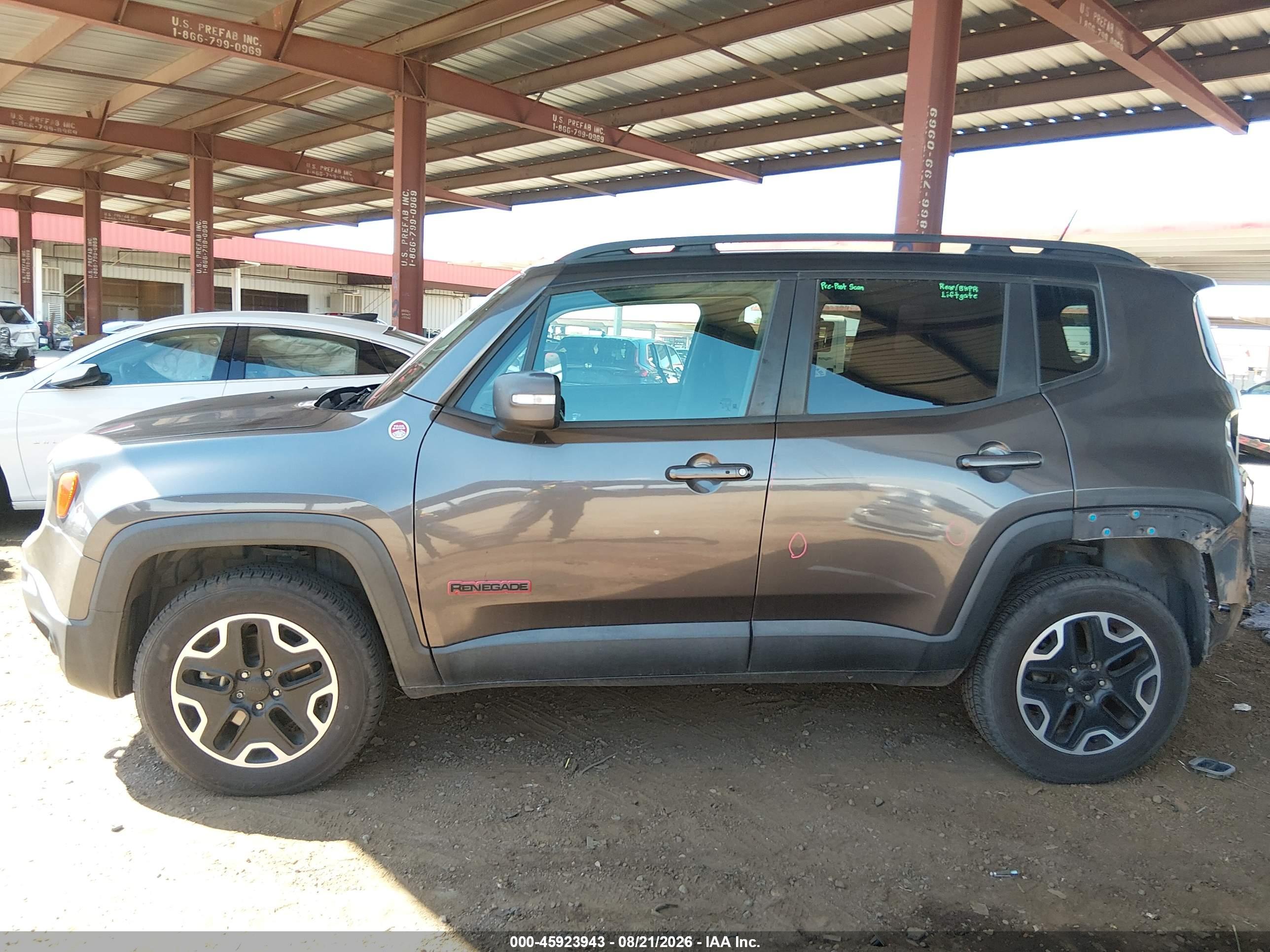 2016 JEEP RENEGADE TRAILHAWK