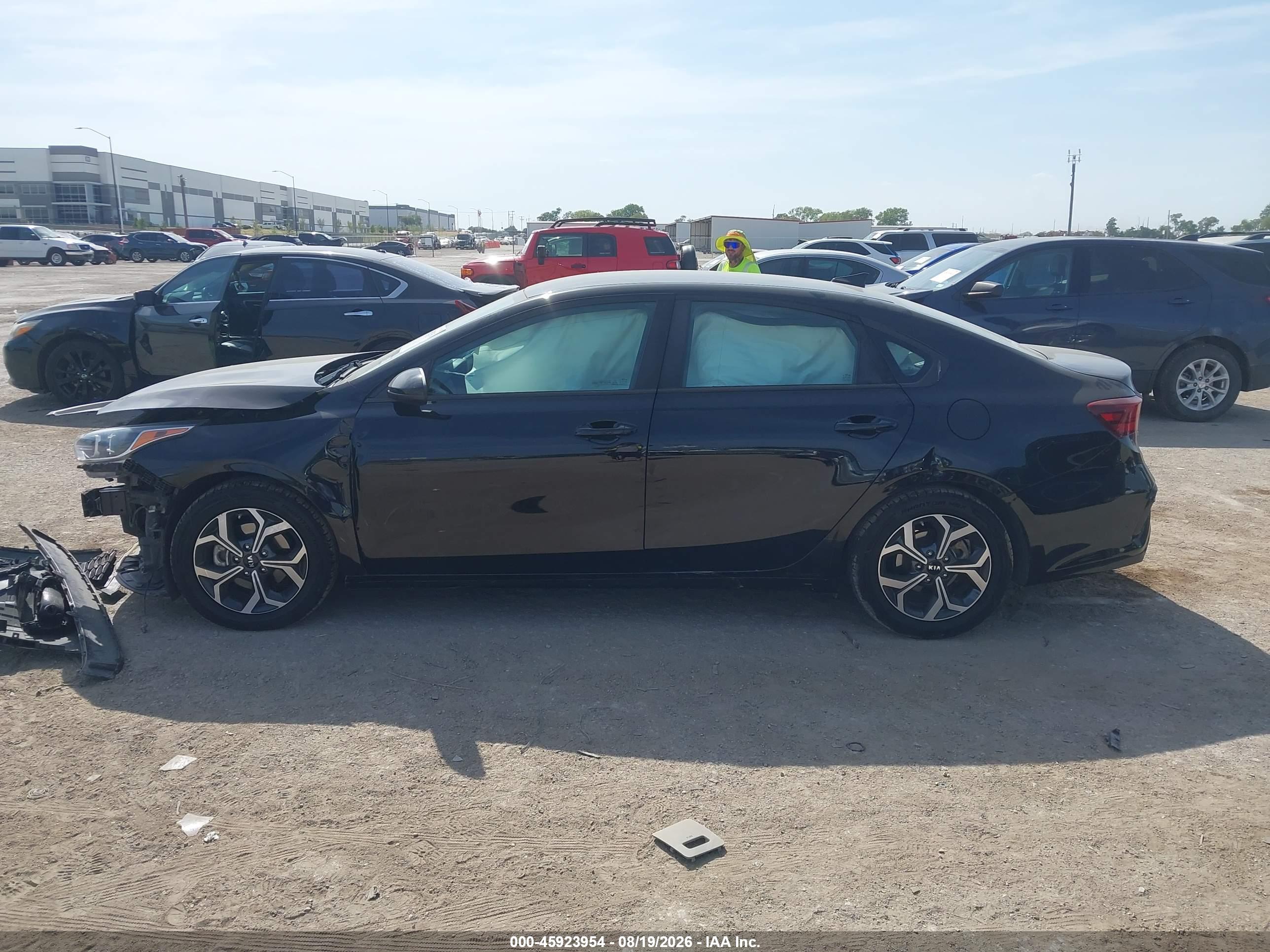 2020 KIA FORTE LXS