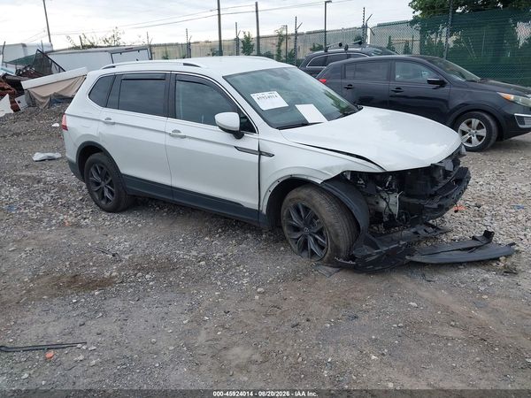 2023 VOLKSWAGEN TIGUAN 2.0T SE — I1