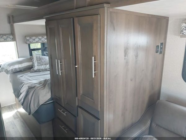2019 MERCEDES-BENZ SPRINTER 4500 STANDARD ROOF V6