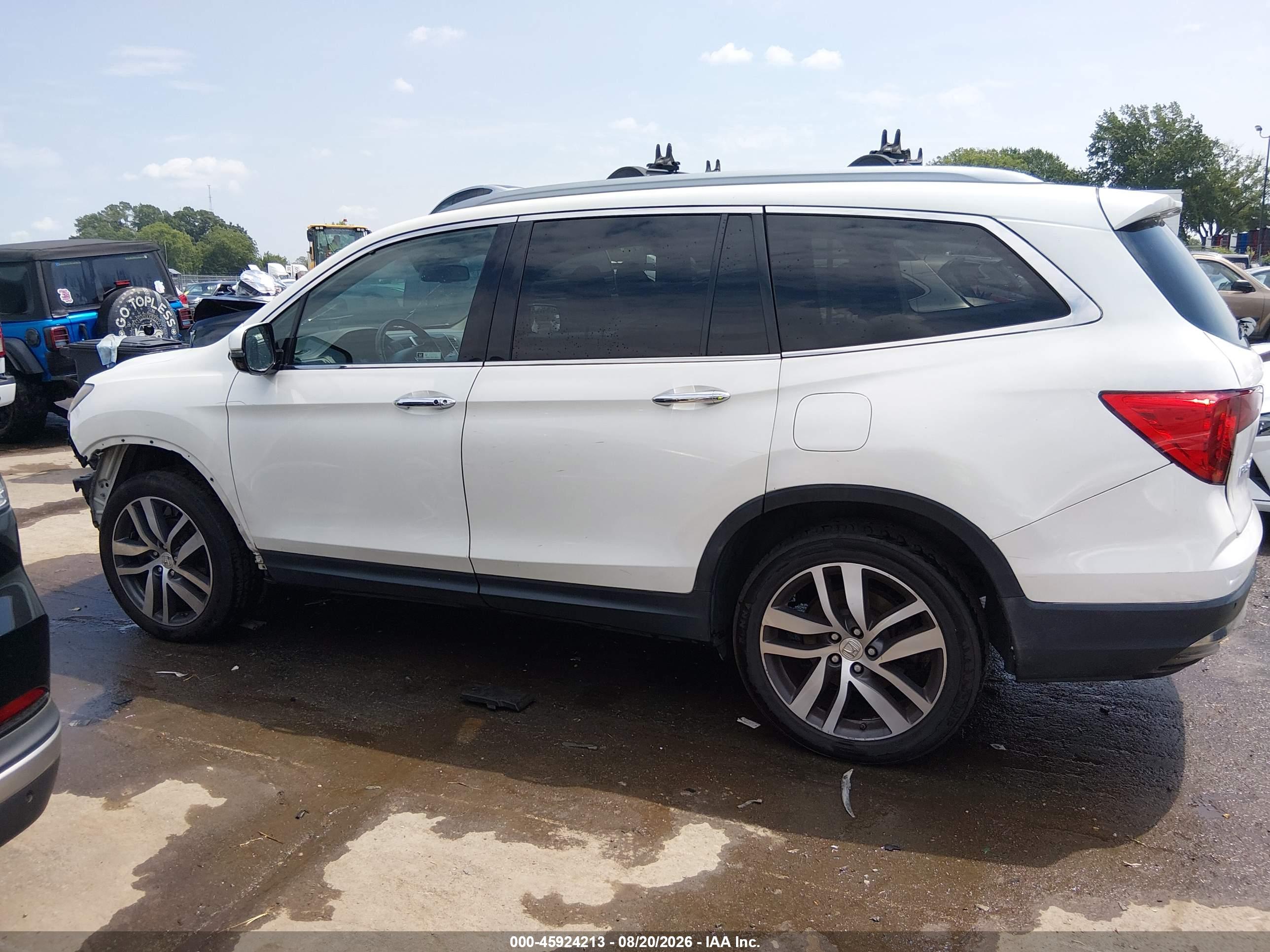 2017 HONDA PILOT ELITE