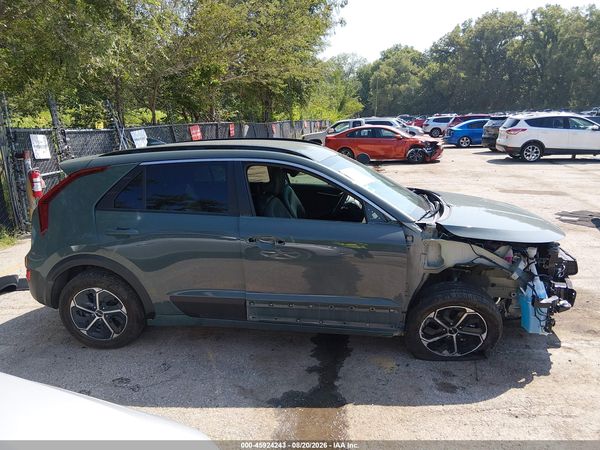 2025 KIA NIRO EX