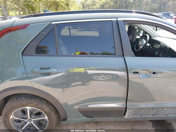 2025 KIA NIRO EX
