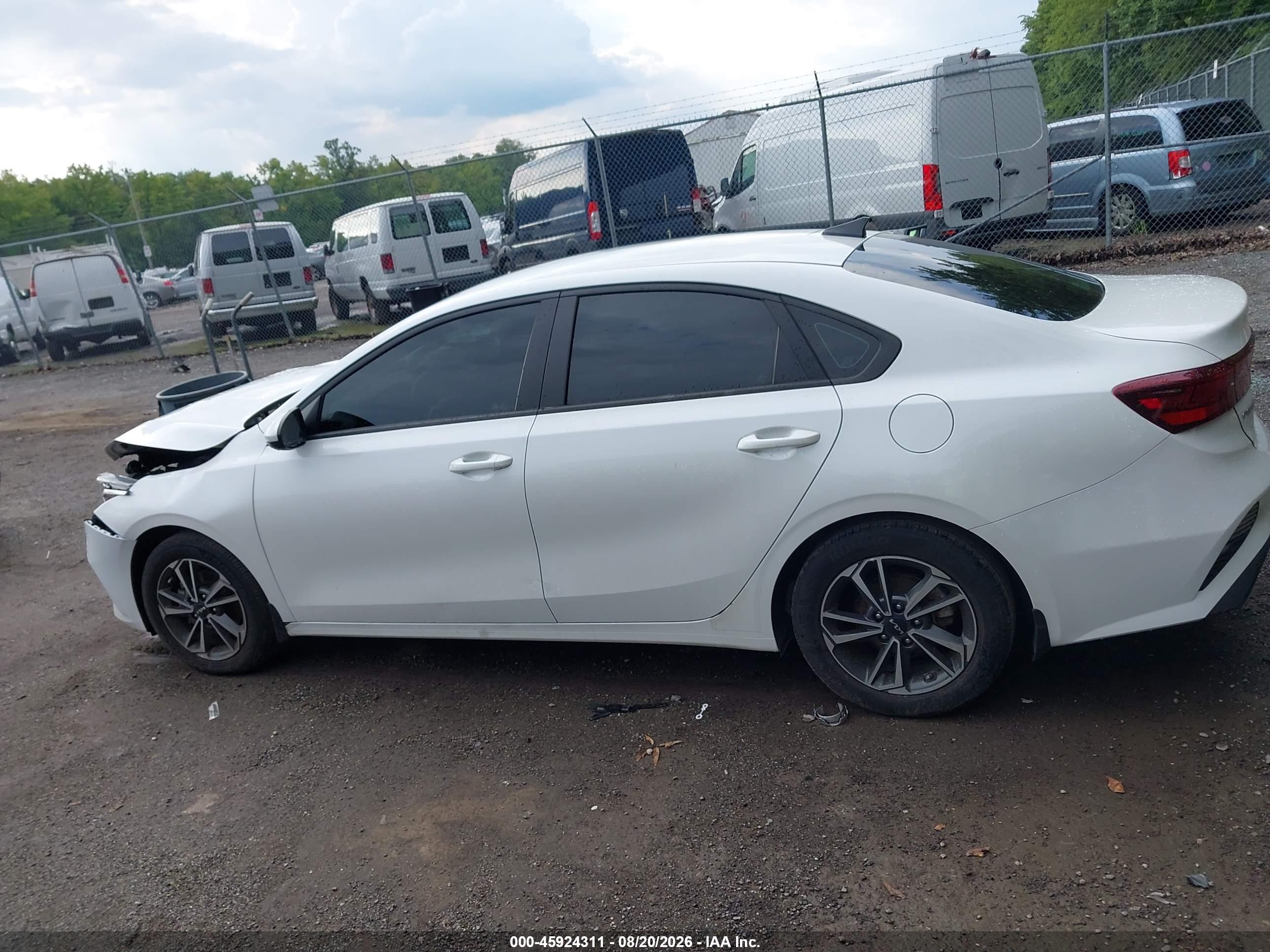 2023 KIA FORTE LXS