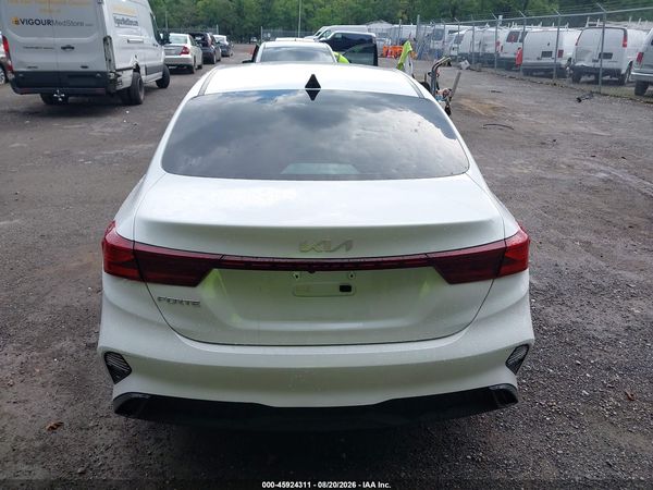 2023 KIA FORTE LXS