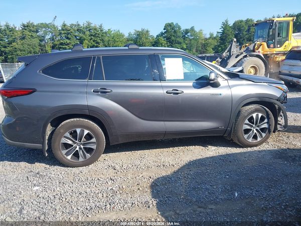 2020 TOYOTA HIGHLANDER HYBRID XLE