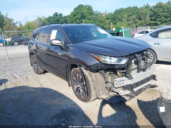 2020 TOYOTA HIGHLANDER HYBRID XLE
