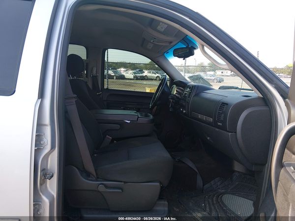 2013 CHEVROLET SILVERADO 1500 LT — I5