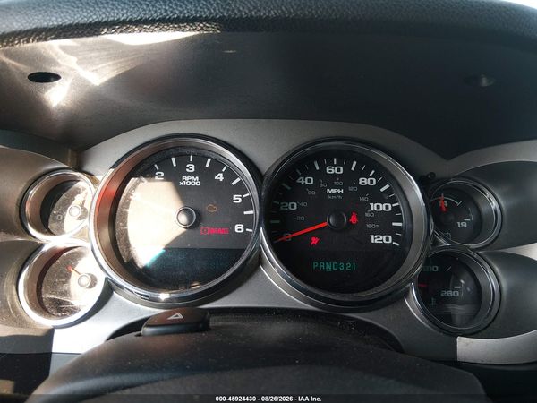 2013 CHEVROLET SILVERADO 1500 LT — I7