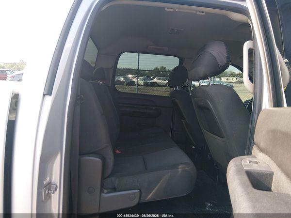 2013 CHEVROLET SILVERADO 1500 LT — I8