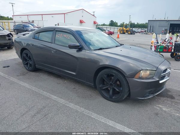 2014 DODGE CHARGER SE — I1