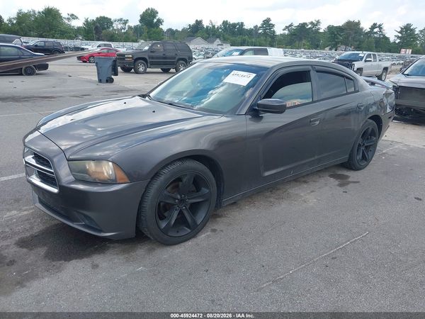 2014 DODGE CHARGER SE — I2