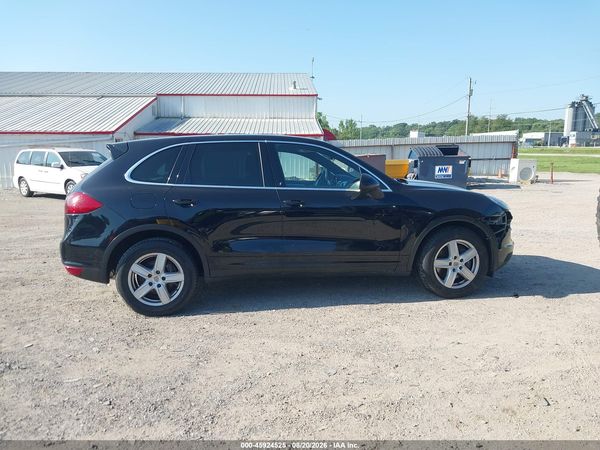2012 PORSCHE CAYENNE