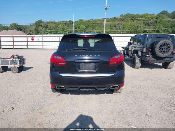 2012 PORSCHE CAYENNE