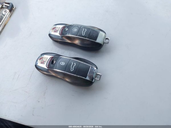 2012 PORSCHE CAYENNE