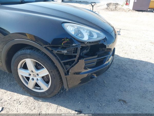 2012 PORSCHE CAYENNE